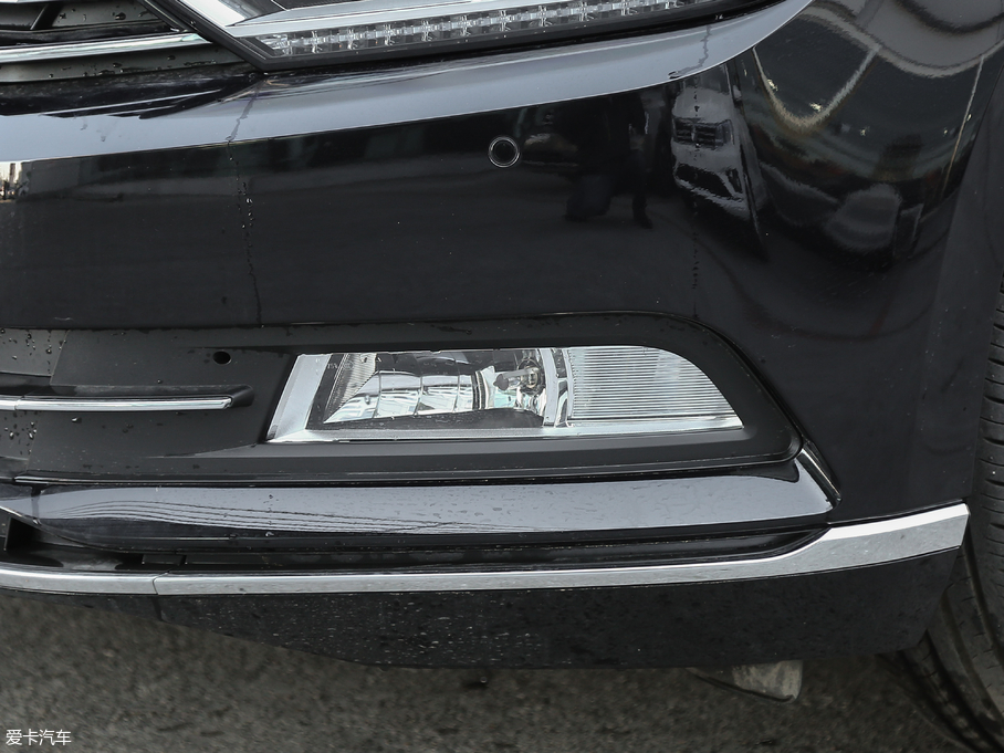 2018���~�v 380TSI DSG ���A��