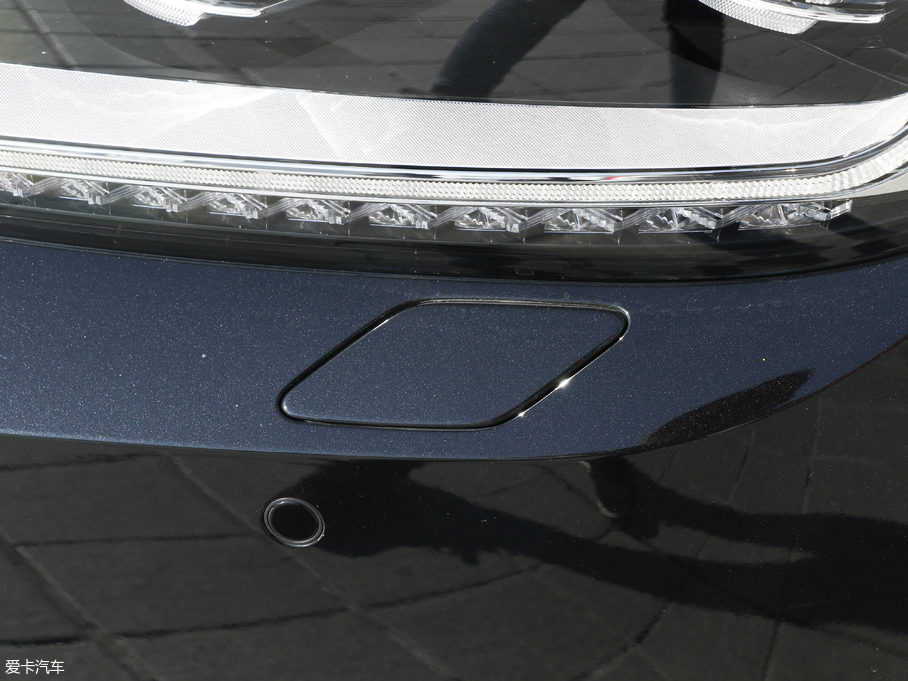 2018���~�v 380TSI DSG ���F��