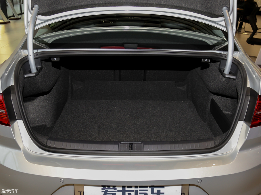 一汽-大眾2018款邁騰