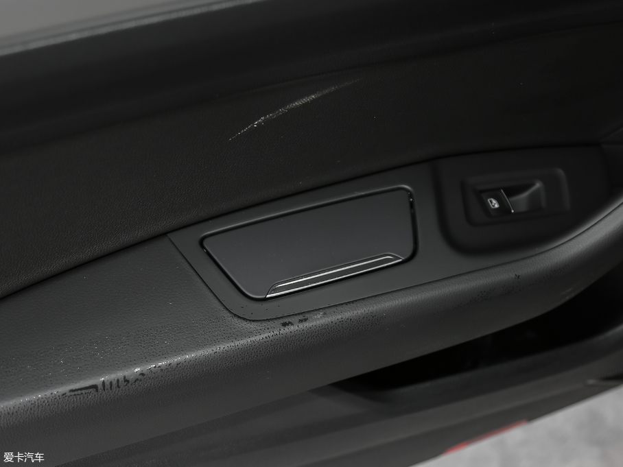 2018���~�v 280TSI DSG ���m��