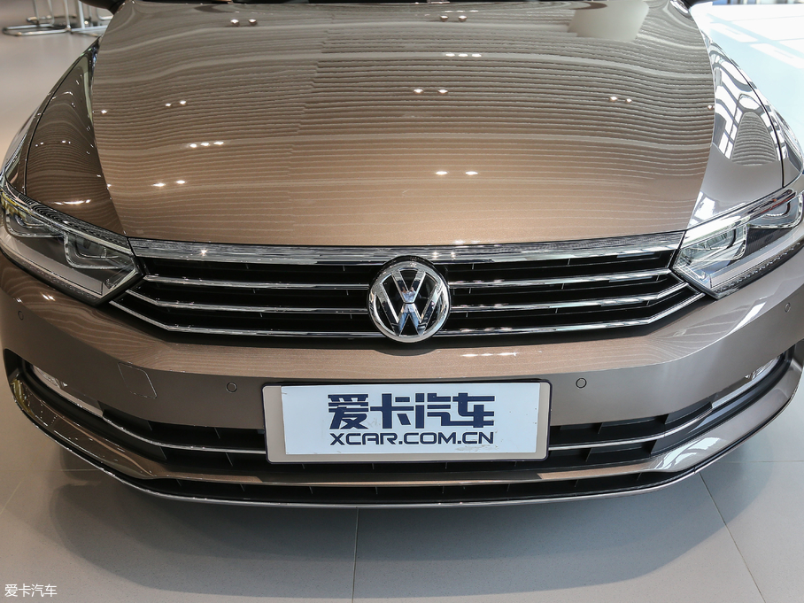 2018~v Ŀ 330TSI DSG A