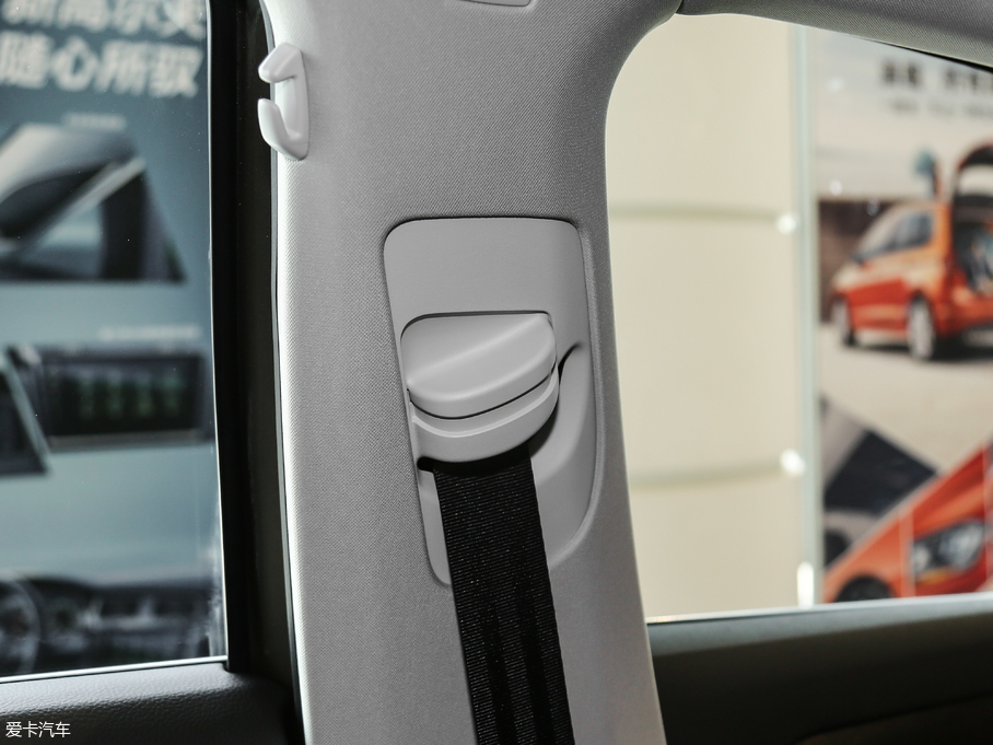 2018~v Ŀ 330TSI DSG A