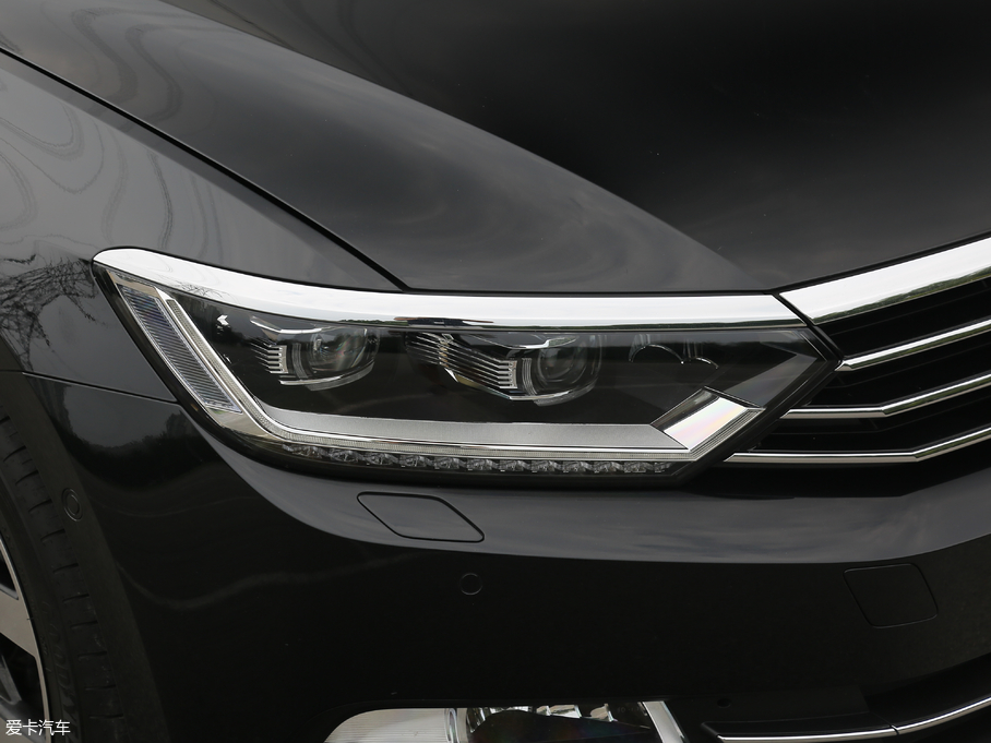 2018���~�v 380TSI DSG ��Ş��