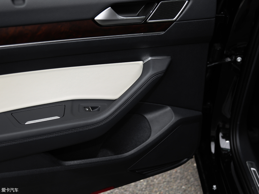 2018~v 380TSI DSG Ş