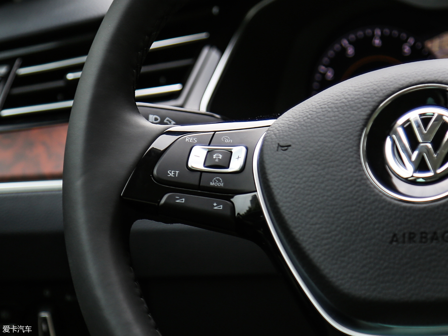 2018~v 380TSI DSG Ş