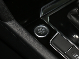 2018280TSI DSG I п؅^