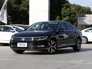 2018款380TSI DSG 尊贵型 左前45度