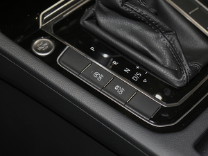 2018330TSI DSG A п؅^(q)