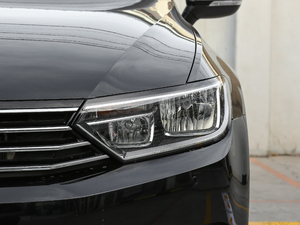 2018款280TSI DSG 舒适型 大灯