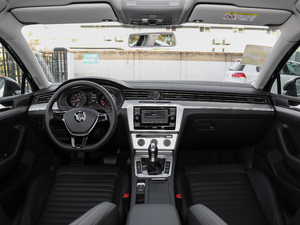 2018款280TSI DSG 舒适型 内饰全景