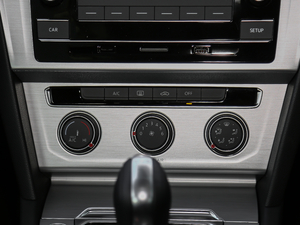 2018280TSI DSG m {(dio){(dio)(ji)