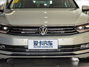 2018款330TSI DSG 尊贵型 中网