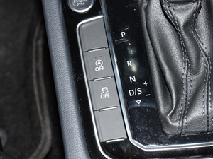 2018330TSI DSG F п؅^