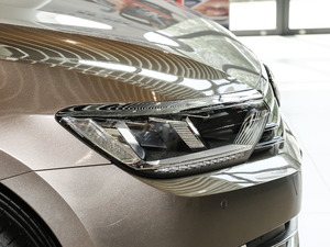 2018Ŀ 330TSI DSG A (x)(ji)^