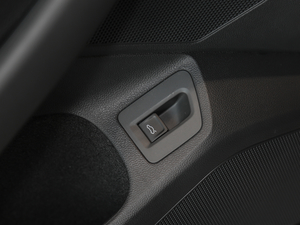 2018Ŀ 330TSI DSG A g