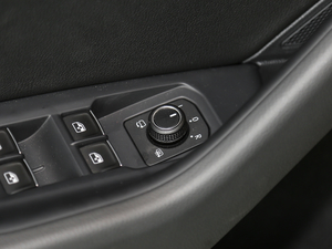 2018Ŀ 330TSI DSG A g