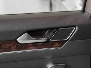 2018Ŀ 330TSI DSG A g