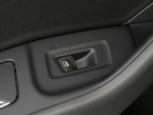 2018Ŀ 330TSI DSG A g