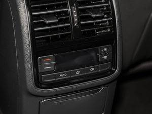 2018Ŀ 330TSI DSG A g