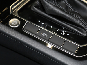 2018Ŀ 330TSI DSG A п؅^(q)