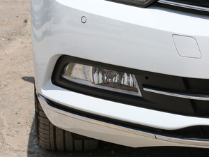 2018Ŀ 330TSI DSG A ^