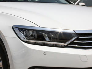 2018Ŀ 330TSI DSG A ^