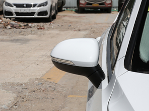 2018Ŀ 330TSI DSG A ^