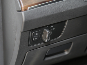 2018Ŀ 330TSI DSG A g