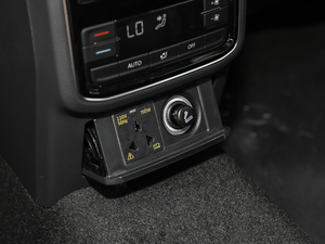 2018Ŀ 330TSI DSG A g