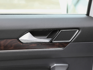 2018Ŀ 330TSI DSG A g