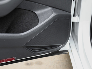 2018Ŀ 330TSI DSG A g