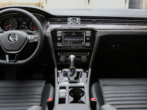 2018Ŀ 330TSI DSG A п_