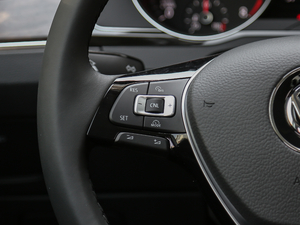 2018Ŀ 330TSI DSG A п؅^