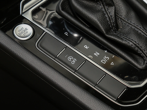 2018Ŀ 330TSI DSG A п؅^