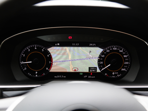 2018380TSI DSG Ş п؅^