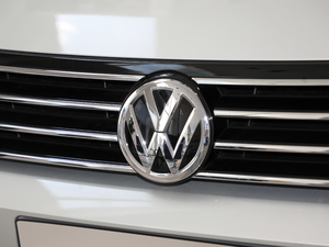 2018Ŀ 330TSI DSG A ^