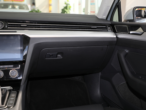 2018Ŀ 330TSI DSG A g