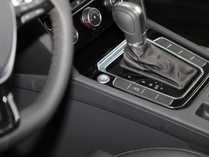 2018Ŀ 330TSI DSG A п؅^