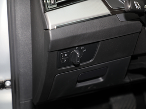 2018Ŀ 330TSI DSG A п؅^