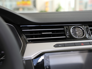 2018Ŀ 330TSI DSG A п؅^