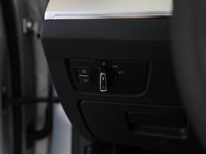 2018Ŀ 330TSI DSG A п؅^