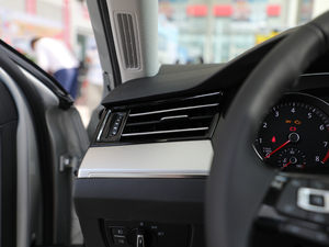 2018Ŀ 330TSI DSG A п؅^