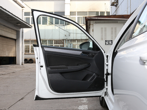 20181.5L Ԅӕr {λ܇T