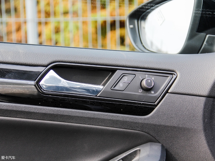 2018�����v 280TSI DSG���A��