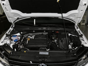 2018款1.6L 自动舒适型 发动机