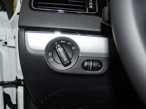 2018180TSI DSG п؅^(q)