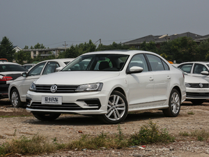 2018款280TSI DSG熠动版 左前45度