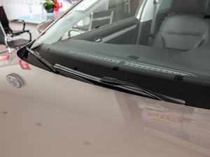 2018款1.6L 自动舒适型 雨刷