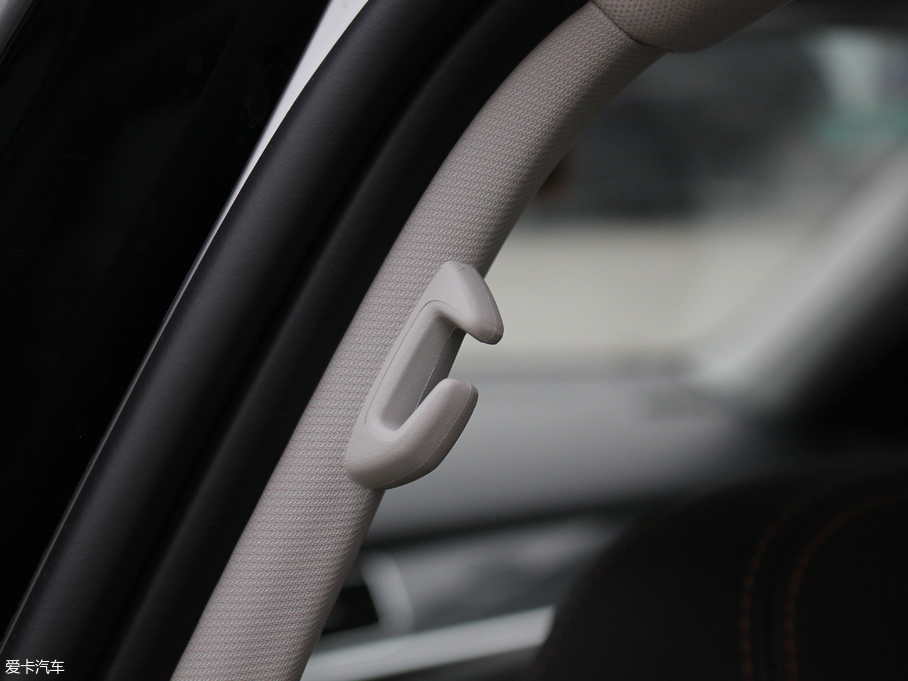 2018εI(lng) 230TSI DSGA