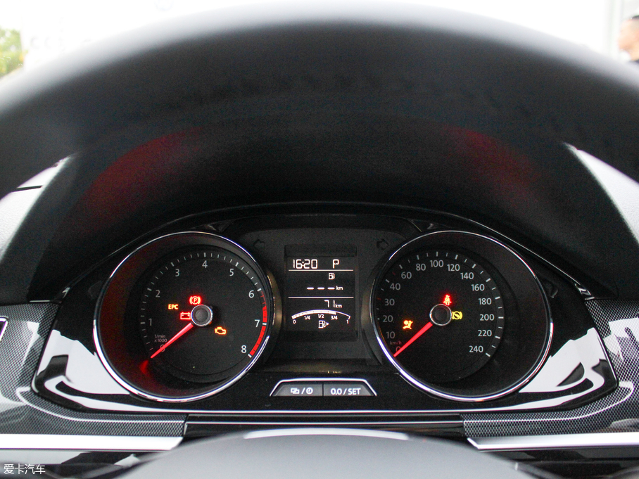 2018��ε�I 230TSI DSG���A��